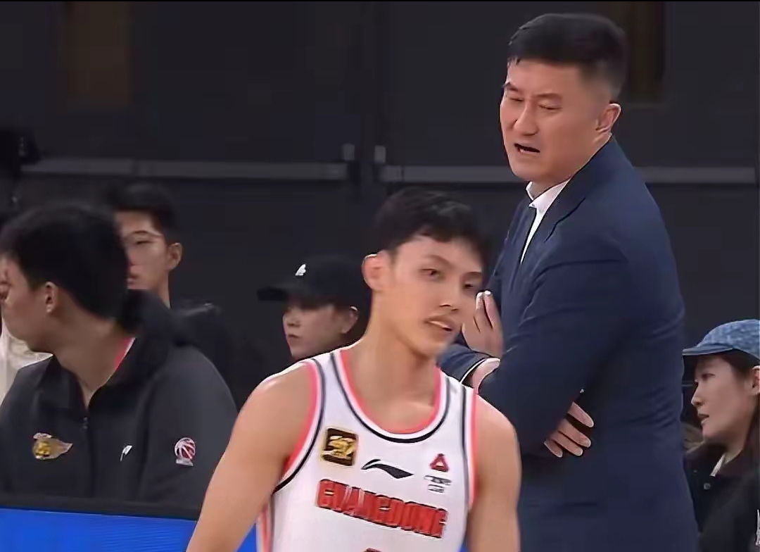 北京首钢客场大捷，终结对手三连胜的简单介绍