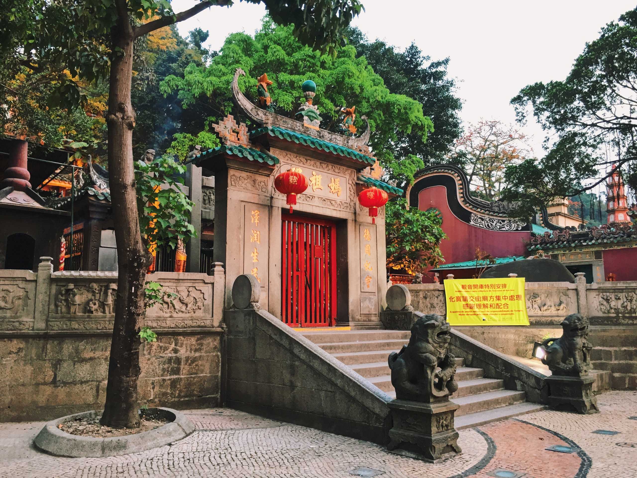 三亿体育入口-关于喜笑颜开！内史密斯晒出自己在日本旅游的游客照的信息