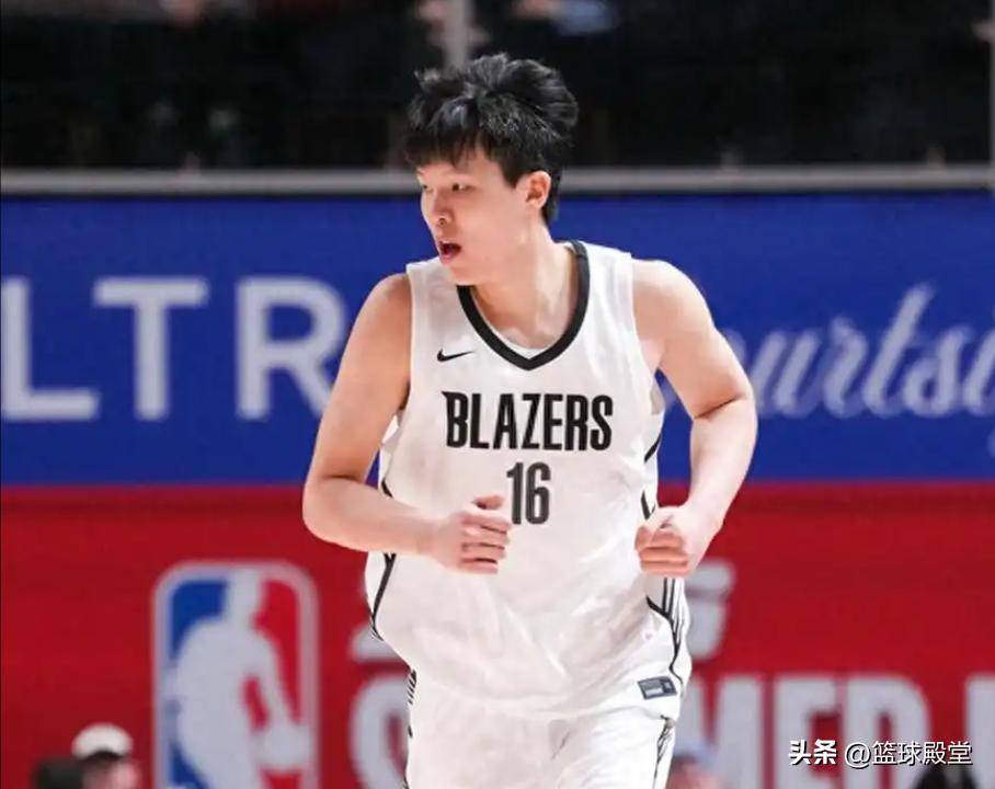 冰川之巅迎战幽魂战线，战术得当压制对手，直播间破纪录