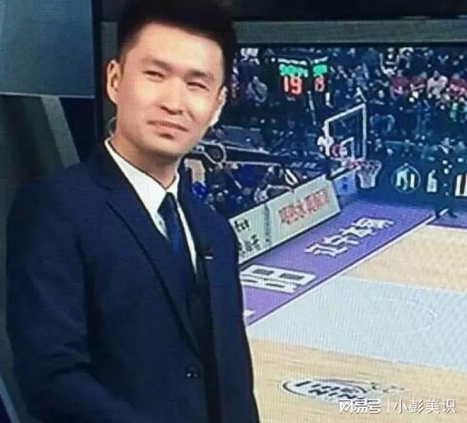 霍楠：中国篮球缺后卫，但我们的教练在身高门槛上设立太高